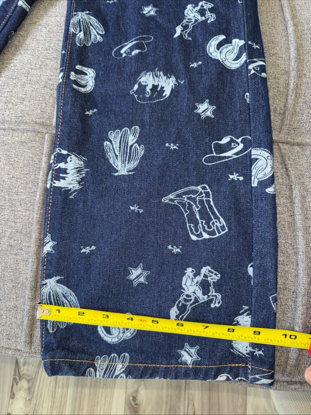 NWOTCali 1850 Straight Leg Jeans Women 7/28 Blue Western Cowboy Print High Rise - Picture 4 of 9